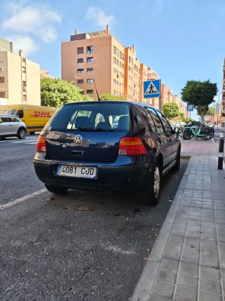 Volkswagen Golf 2003