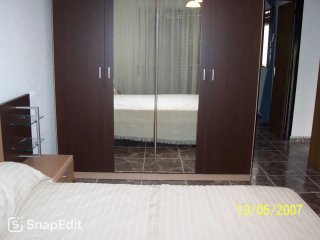 Dormitorio completo, sin colchon