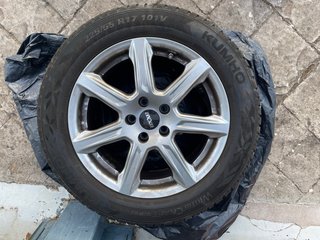 Cuatro Ruedas de Invierno Kumho 225/55 R17