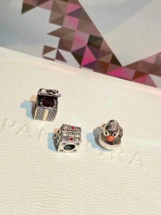 Charms Pandora The Gift of Love