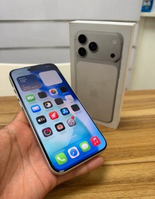 iPhone 17 Pro Max Plata