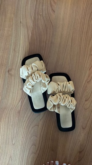 Sandalias Mango Beige y Negro