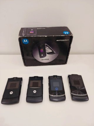 Lotto 6 telefoni Motorola Razr e V171