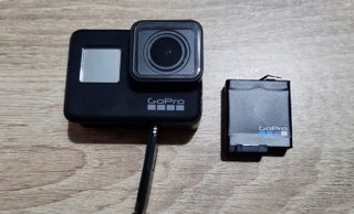 GoPro HERO7 Black con accesorios