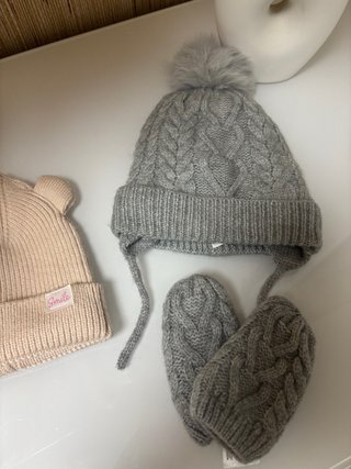 Gorro y manoplas lana 12/24 meses