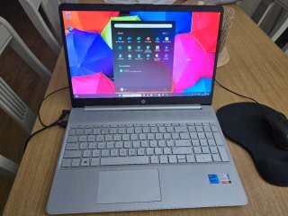 Portátil HP 15s-fq2029ns Intel i5 512GB SSD