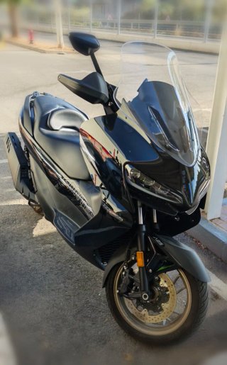 Maxi Scooter Zontes 368k Negra