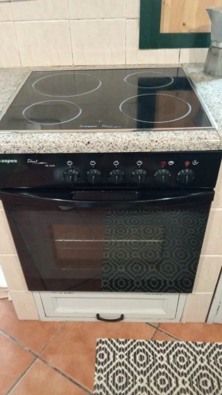 Horno y Placa Aspes (está en Barreiros)