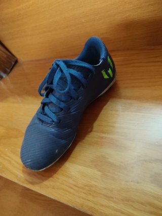 Botas de fútbol para niño