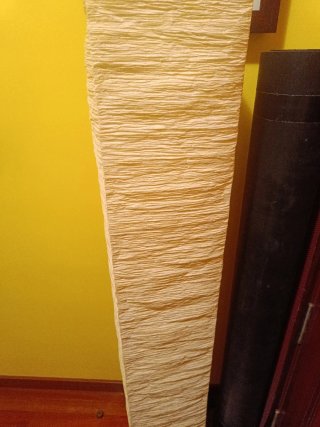 Lámpara de pie de papel beige