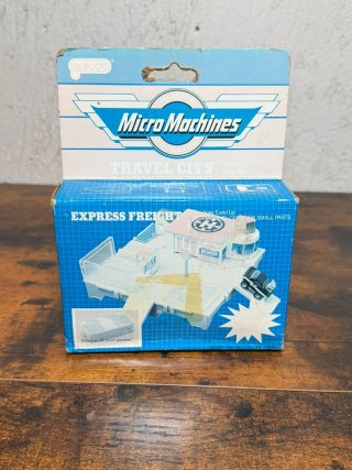 Galoob Micro Machines Travel City Express Freight