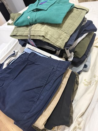 Lote de 300 unds.Ropa Hombre y Mujer Varias Tallas