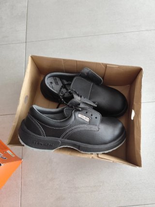 Zapatos de seguridad Robusta negros