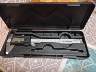 Calibrador Digital WORKZONE Acero Inoxidable