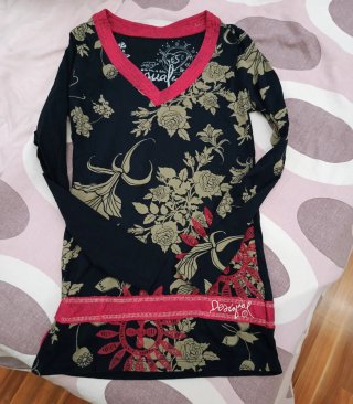 Camiseta Desigual Estampada Sólo envío