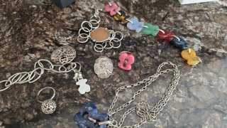 Lote de Joyas Tous: Pulseras y Anillos