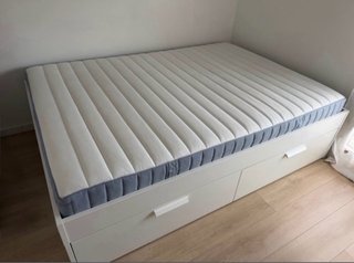 Estructura Cama IKEA 140x200 + Colchón