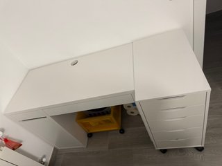 Escritorio con cajonera blanco