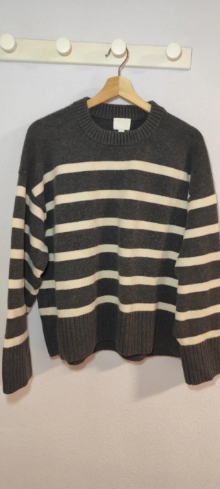 Jersey de punto rayas beige y gris