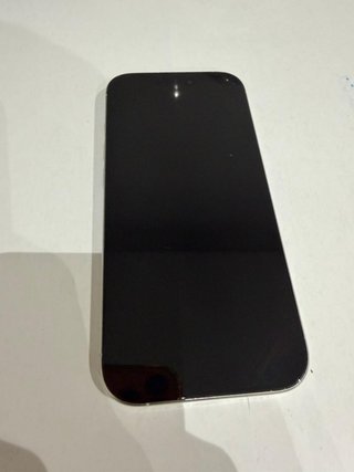 iPhone 16 Pro Negro/Plateado 128 gb
