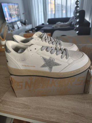 Zapatillas Golden Goose dos pares,
