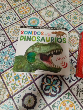 Pack 2 libros: sonidos de dinosaurio, bomberos