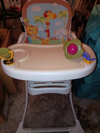 Trona infantil con diseño de animales