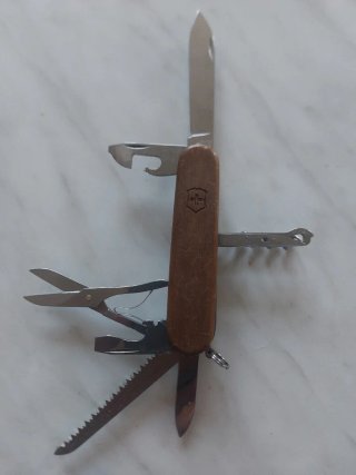Coltellino Victorinox Legno
