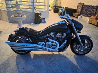 Suzuki Intruder M1800R Custom