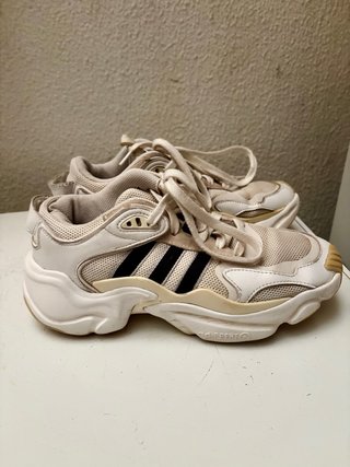 Zapatillas Adidas Magmur Runner W Talla 38