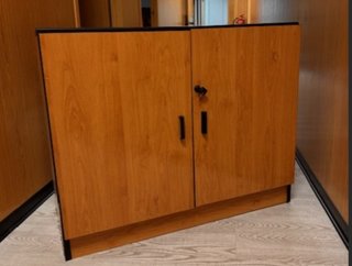 Mueble de oficina de madera