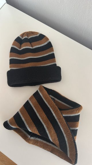 Conjunto Gorro y Cuello Zara Niño
