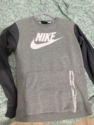 Sudadera Nike Gris