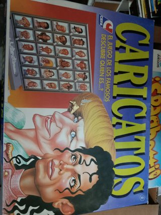Juego de mesa Caricatos - El juego de los famosos