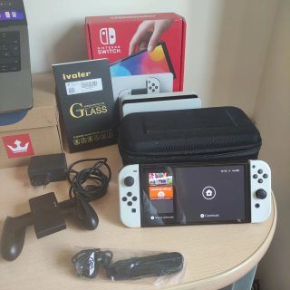 Nintendo Switch OLED 256GB
