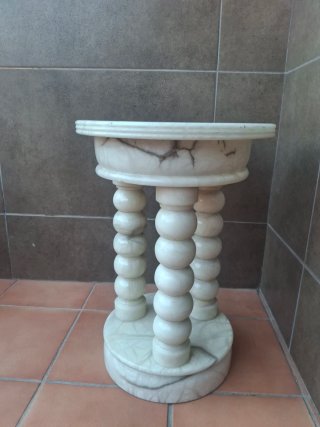 Mesa Auxiliar de Mármol 35x 50