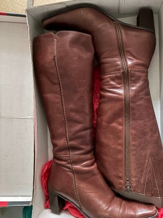 Botas Altas de Piel Marrón
