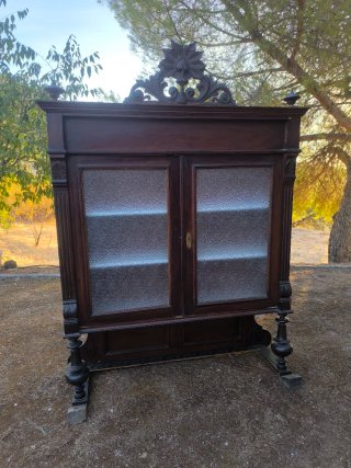Vitrina Antiguo de Madera oscura