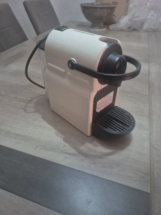 Cafetera Nespresso Krups Blanca
