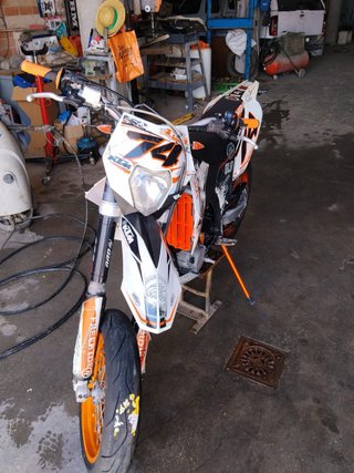 KTM 530 Supermoto Naranja/Blanco