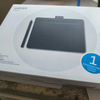 Wacom Intuos Tableta Gráfica con Lápiz