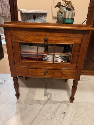 Mueble Vitrina de Madera