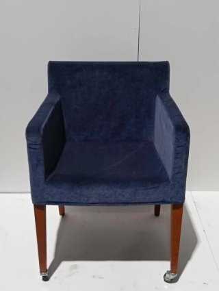Sillón  Andreu World 10 unidades Precio 1 unidad