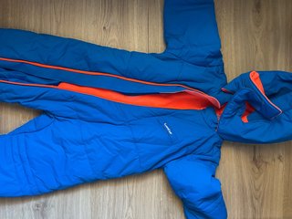 Mono de nieve Wedze azul y naranja