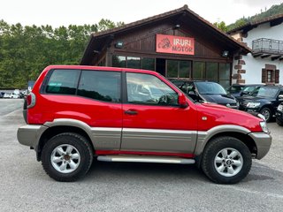 Nissan Terrano II 2.7 TDI ELEGANCE