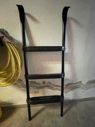 Escalera para barco negra