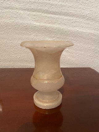 Jarrón de alabastro pequeño