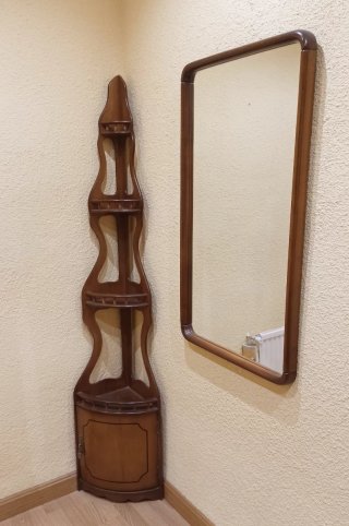 2 Estanterías de Madera Rústicas + espejo