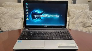 Portátil Acer TravelMate i3 8GB/500GB Win11 y Offi
