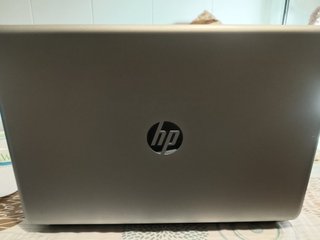 HP Pavilion Notebook 17-ab004ns Plata